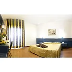 Costa 4* Cefalù