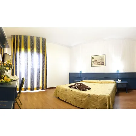 Costa 4* تْشيفالو