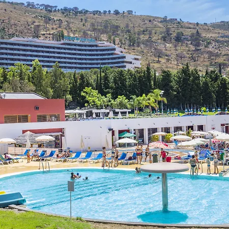 Costa 4* تْشيفالو