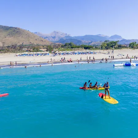 Costa تْشيفالو