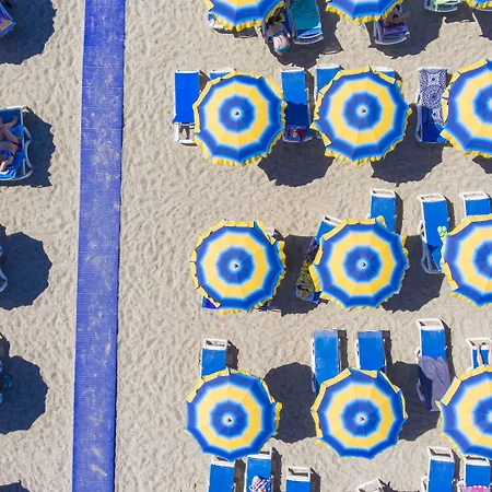 Costa 4* تْشيفالو